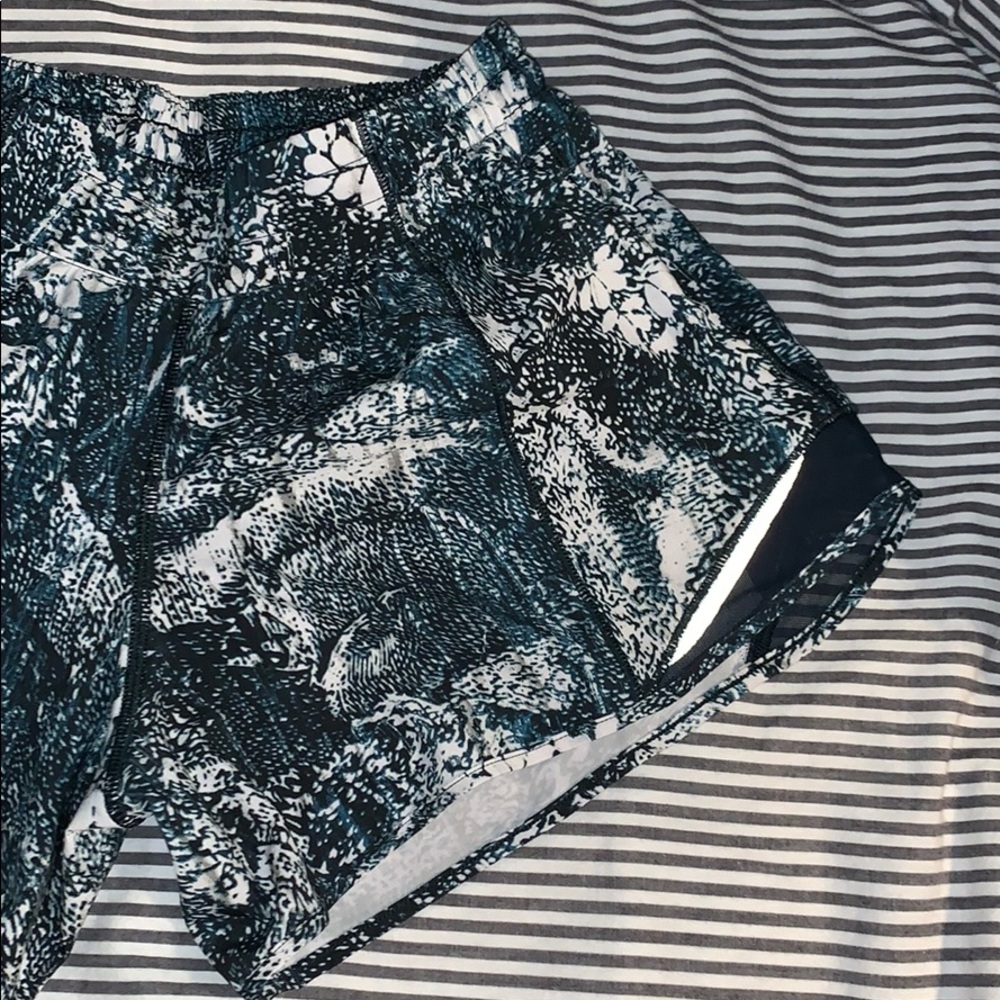 Lululemon Hotty Hot Shorts